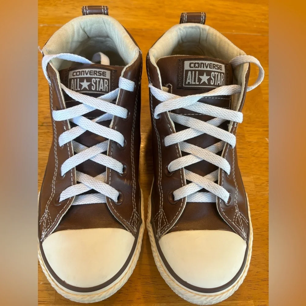 Converse All Star Chuck Taylor Boot High Top Leather boy’s Size 3 650456C - Picture 1 of 11
